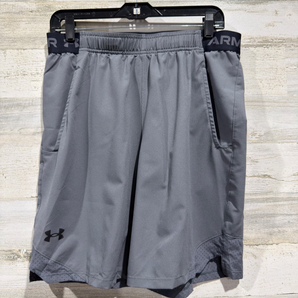 Under Armour Athletic Shorts Men Large Grey Perforated Hem Gym Training EUC